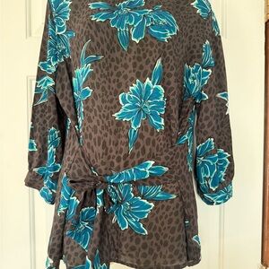 Women’s Apt 9 Floral Print Women's Top with Built In Belt